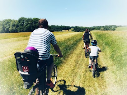 Vallées Gâtinaises - St-Germain-des-Près / Canal de Briare / Montargis, Loueur de Vélos à Saint-Germain-des-Prés