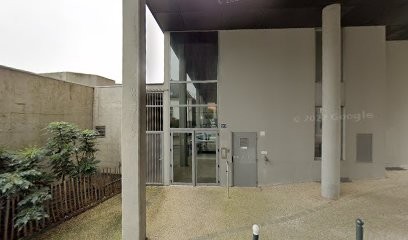 Station De Métro Anatole France, Loueur de Vélos à Rennes