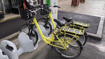 Borne Libre-service De Location De Vélos électriques, Loueur de Vélos à Châteaubriant