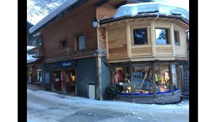 Skimium - REGIS SPORTS Pralognan La Vanoise, Loueur de Vélos à Pralognan-la-Vanoise