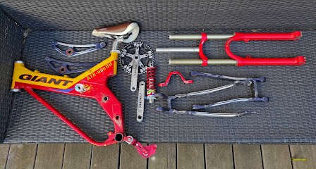 Monsieur Rustine -Réparations de vélos à domicile et rachat de vélos, Atelier de Réparations Vélos à Conches-sur-Gondoire