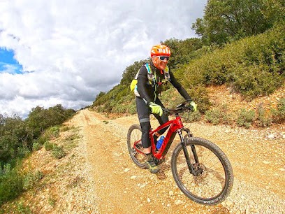 Panorama Outdoor - location de vélos dans les Alpilles, Loueur de Vélos à Aureille