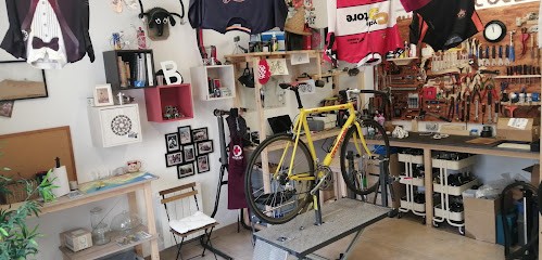 DOCVéLO 06, Atelier de Réparations Vélos à Saint-Vallier-de-Thiey