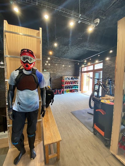 Inti Bike Arc 1800 Précision Ski Edenarc, Loueur de Vélos à Bourg-Saint-Maurice