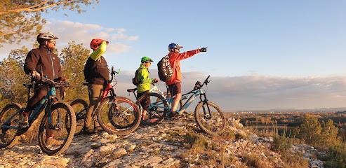 Provence Bike Tour, Loueur de Vélos à Pujaut