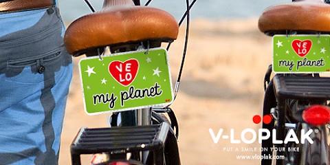 V-LOPLAK, Les Plaques Vélos Rétro-réfléchissantes (rendent Plus Visible La Nuit). Utiles, éthiques & Fun!, Magasin de Vélos à Saint-Herblain