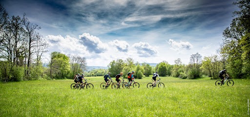 Jura Ride Location vélo électriques vtt Jura - guide vtt, Loueur de Vélos à Clairvaux-les-Lacs