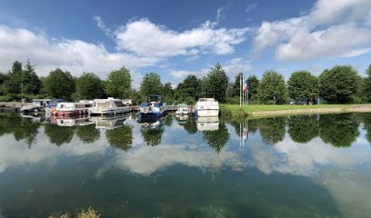 Location De Vélos Canoës Pédalos - Bivouac En Somme, Loueur de Vélos à Cappy