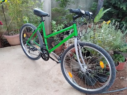 VELO VERDON REPARATION (fourgon Atelier), Atelier de Réparations Vélos à Quinson