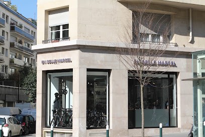 EN SELLE MARCEL Neuilly-sur-Seine - La Défense, Magasin de Vélos à Neuilly-sur-Seine