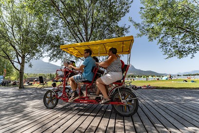 BALADO Plan D'eau Rosalies Et Karts à Pédales, Loueur de Vélos à Embrun