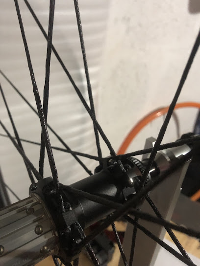 Carbone0, Atelier De Réparation De Vélos à Hérouville-Saint-Clair